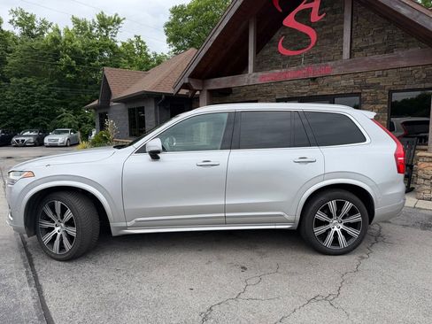 Used 2021 Volvo XC90 T6 Inscription w/ Advanced Package AWD/4WD image 2