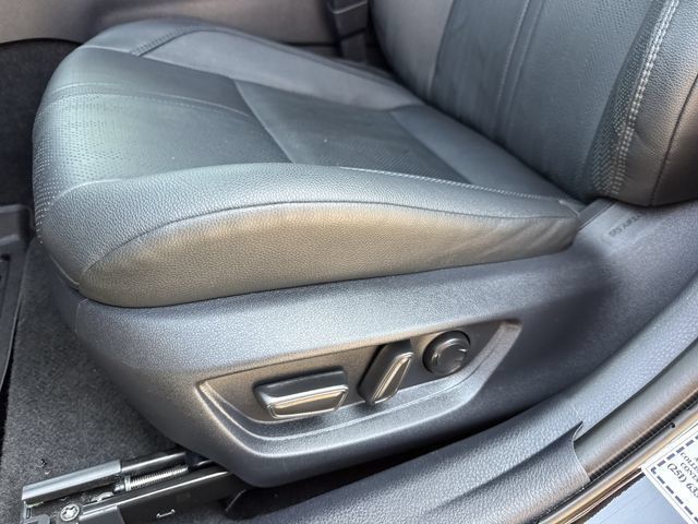 Used 2025 Toyota Camry XSE FWD image 35