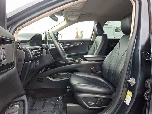 Used 2022 Lincoln Nautilus FWD image 13