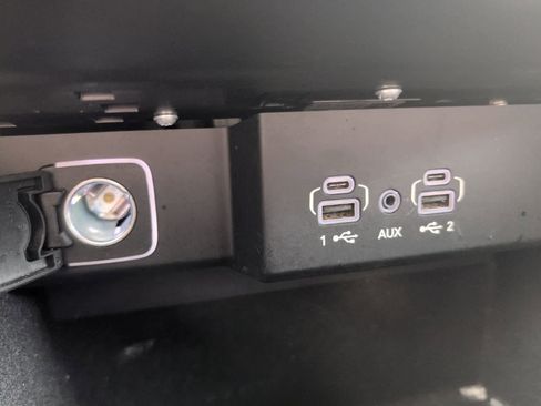 Used 2022 Jeep Wagoneer Series I w/ Premium Group I image 25