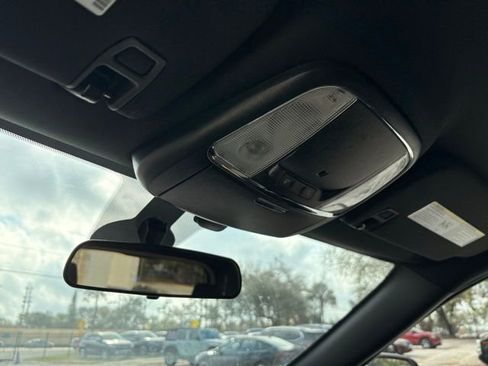 Used 2019 Jeep Grand Cherokee Laredo image 13