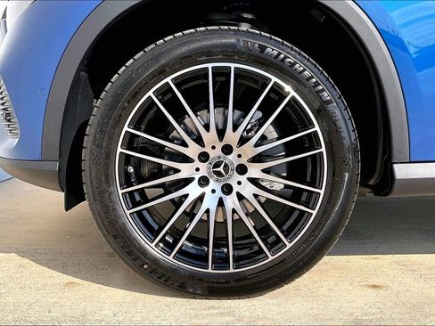 New 2026 Mercedes-Benz GLC 300 4MATIC image 11