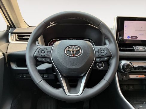Used 2023 Toyota RAV4 XLE Premium FWD image 23