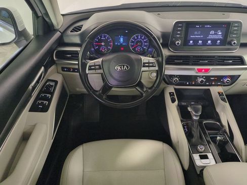 Used 2021 Kia Telluride S FWD image 19