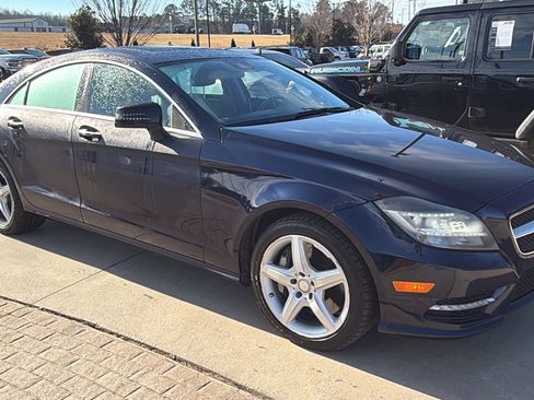 Used 2013 Mercedes-Benz CLS 550 w/ Premium I Pkg image 5