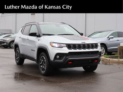 Used 2025 Jeep Compass Trailhawk