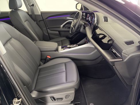 Used 2025 Audi Q5 Premium w/ Convenience Package AWD/4WD image 30