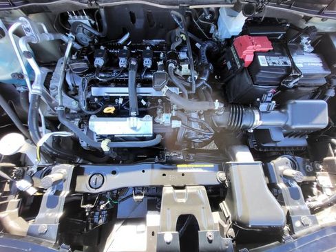 Used 2020 Nissan Versa S FWD image 11
