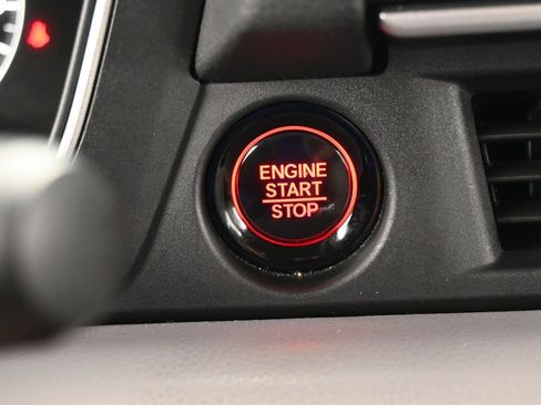 Used 2023 Honda Pilot LX image 27