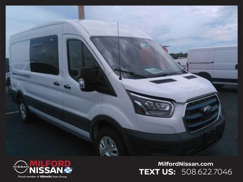 Used 2023 Ford E-Transit Medium Roof RWD image 4