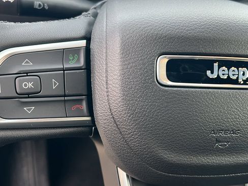 New 2026 Jeep Compass Limited image 19