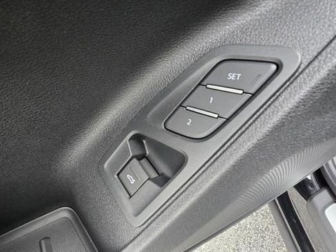 Used 2025 Audi Q3 2.0T Premium w/ Convenience Package image 19