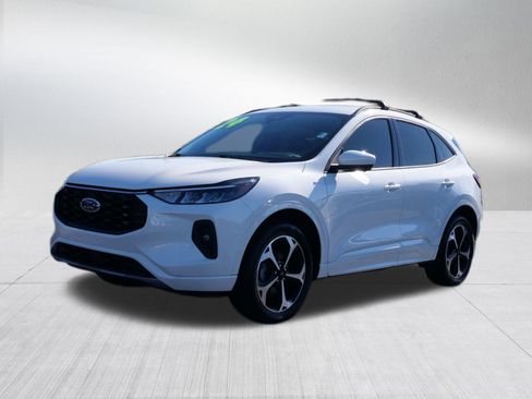 Used 2024 Ford Escape ST-Line Select w/ Tech Pack #2 image 7