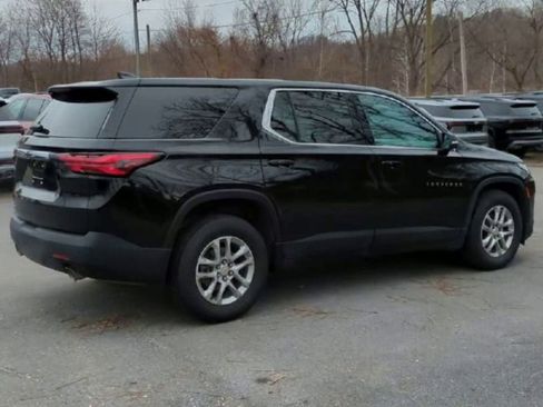 Certified 2023 Chevrolet Traverse LS w/ Safety Package image 8