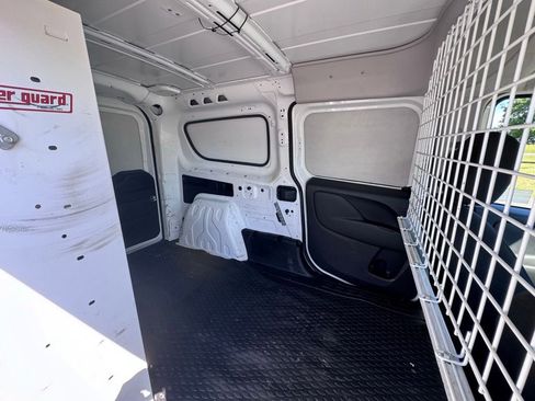 Used 2017 RAM ProMaster City Tradesman w/ Rear Back-up Camera Group FWD image 24