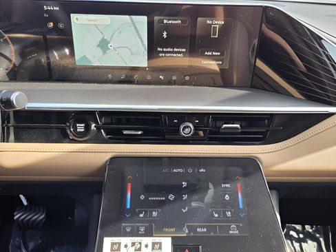 New 2026 INFINITI QX80 Luxe w/ Cargo Package RWD image 15
