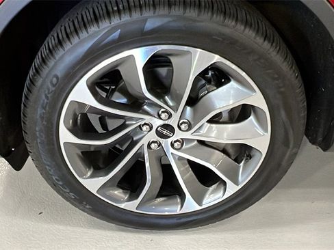 Used 2025 Lincoln Aviator Reserve w/ Illumination Package image 9