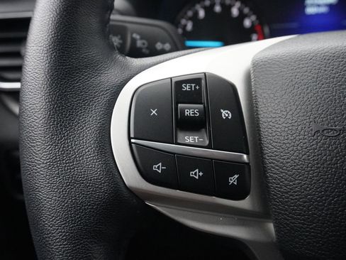 Used 2023 Ford Explorer XLT w/ Equipment Group 202A image 36