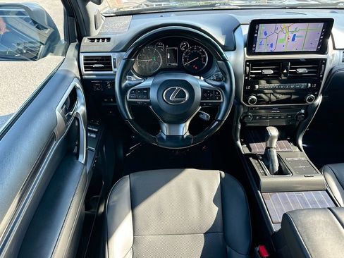Used 2023 Lexus GX 460 Premium image 22