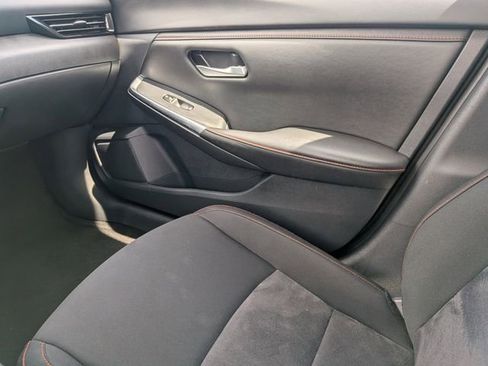 Used 2025 Nissan Sentra SR image 19