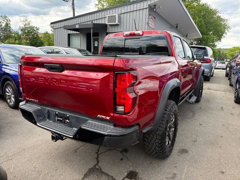 Used 2025 Chevrolet Colorado ZR2 AWD/4WD image 6