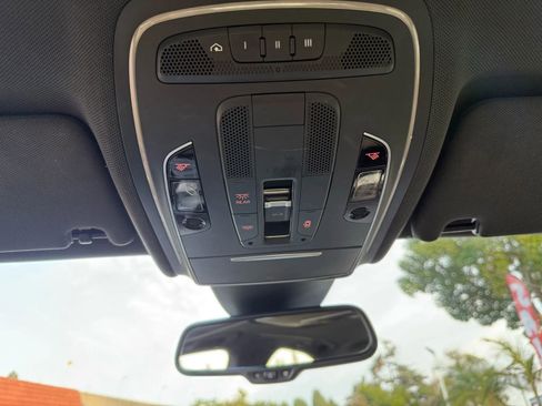 Used 2012 Audi A8 4.2 image 31