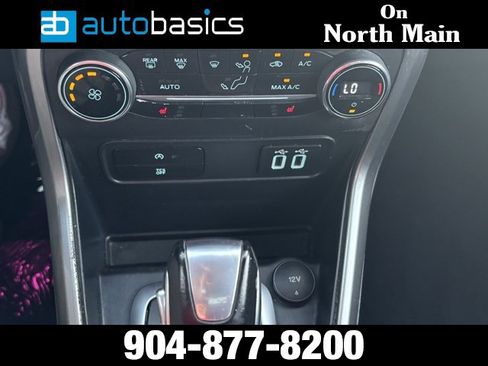 Used 2018 Ford EcoSport SE w/ SE Convenience Package image 38