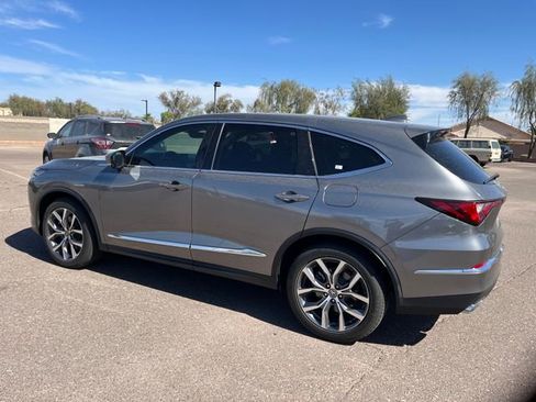 Used 2024 Acura MDX FWD w/ Technology Package image 4