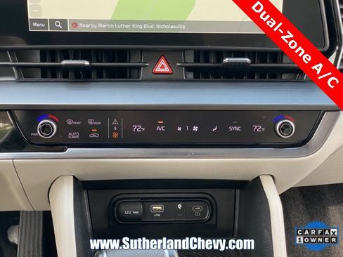 Used 2023 Kia Sportage EX image 28