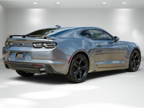 Used 2019 Chevrolet Camaro SS RWD image 6