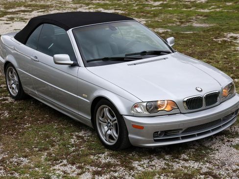 Used 2002 BMW 330Ci Convertible RWD image 15