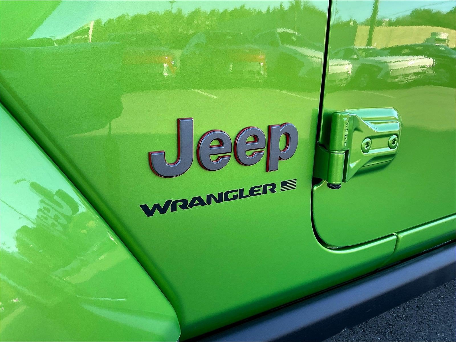 Used 2025 Jeep Wrangler Unlimited Rubicon AWD/4WD image 24