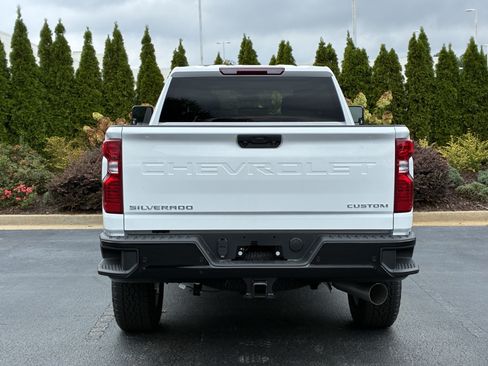 New 2026 Chevrolet Silverado 2500 Custom w/ Custom Value Package AWD/4WD image 9