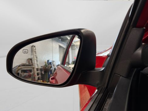 Used 2018 Toyota Corolla LE FWD image 14