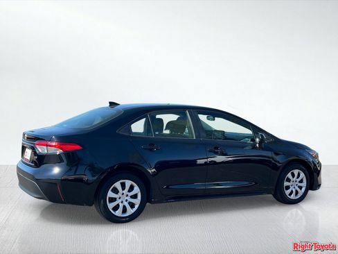 Certified 2024 Toyota Corolla LE FWD image 7