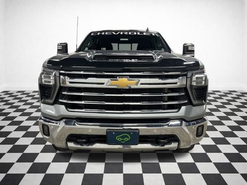 Certified 2024 Chevrolet Silverado 2500 LTZ w/ LTZ Premium Package image 4