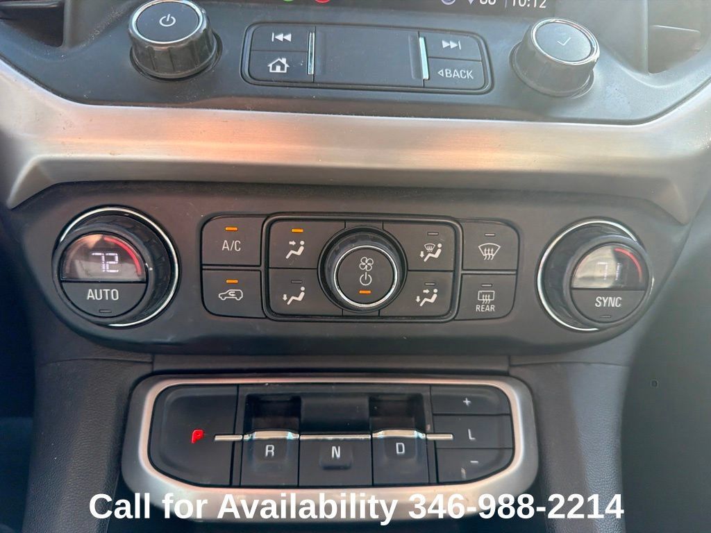 Used 2020 GMC Acadia Denali w/ Technology Package FWD image 15