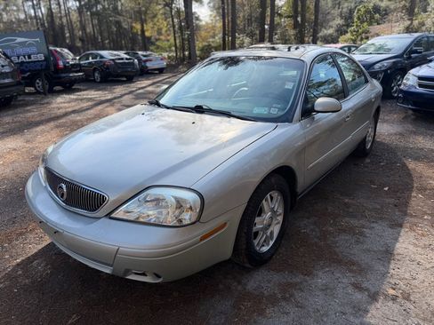 Used 2005 Mercury Sable LS image 12