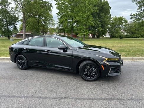 New 2026 Kia K5 LXS FWD image 2