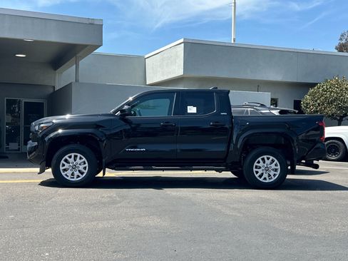New 2026 Toyota Tacoma SR5 AWD/4WD image 2