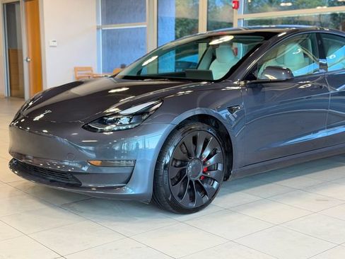 Used 2023 Tesla Model 3 Performance AWD/4WD image 3