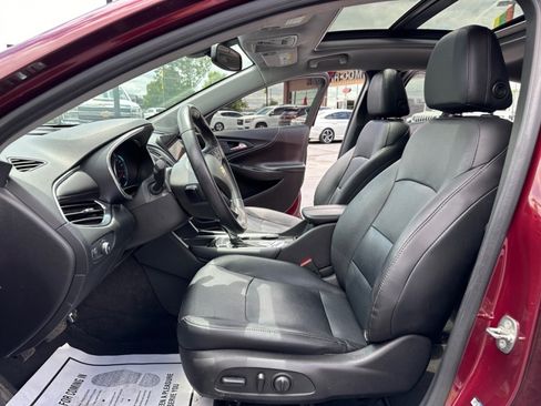 Used 2016 Chevrolet Malibu LT w/ True North Edition FWD image 12