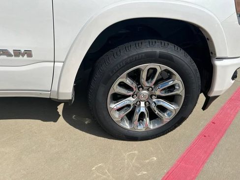 Used 2022 RAM 1500 Laramie w/ Sport Appearance Package AWD/4WD image 14