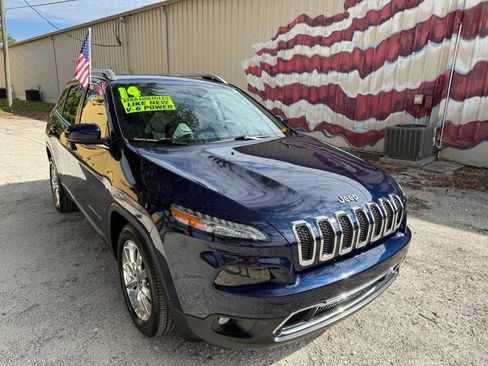 Used 2014 Jeep Cherokee Limited w/ Luxury Group FWD image 1