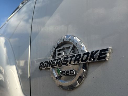 Used 2016 Ford F350 Lariat w/ Lariat Ultimate Package image 10