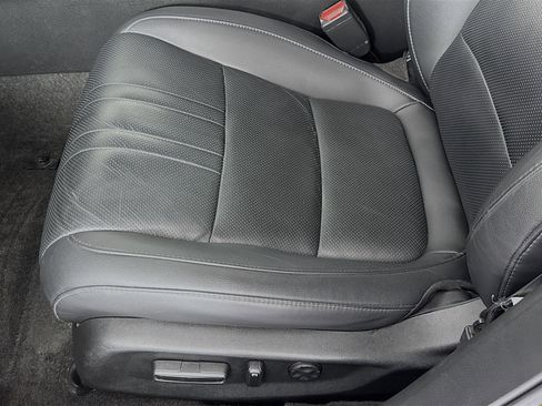 Certified 2021 Honda Accord Touring image 19