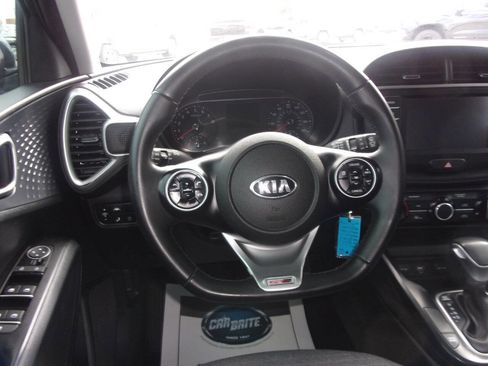 Used 2021 Kia Soul GT-Line FWD image 16
