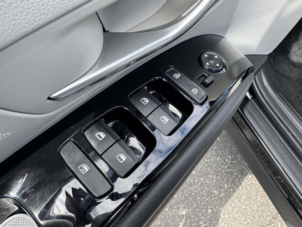 Used 2023 Hyundai Tucson Limited AWD/4WD image 18