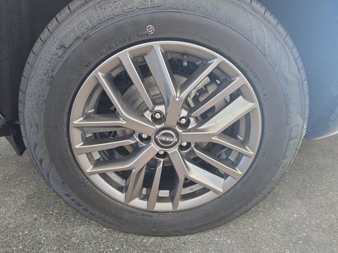 Used 2023 Nissan Rogue S FWD image 30