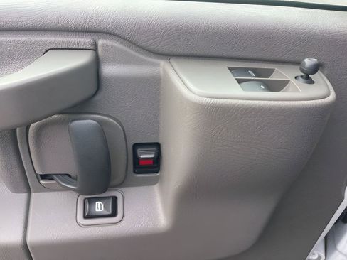 Used 2023 GMC Savana 2500 w/ Driver Convenience Package RWD image 23